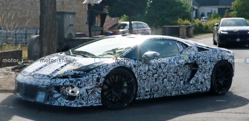 2025 Lamborghini Huracan Hybrid Successor Spied With Funky Hexagonal Lights