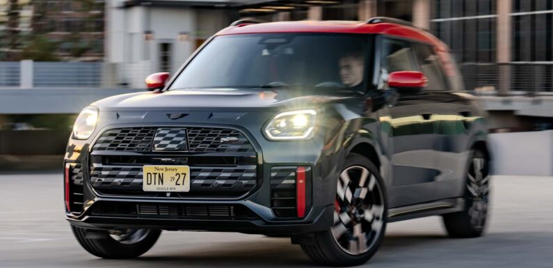 New Mini Countryman John Cooper Works Has More Power And A Go-Kart Mode